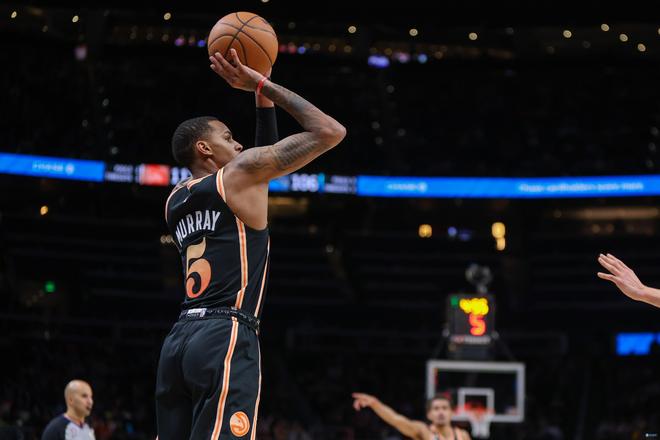 他不仅能盯 他不仅能盯